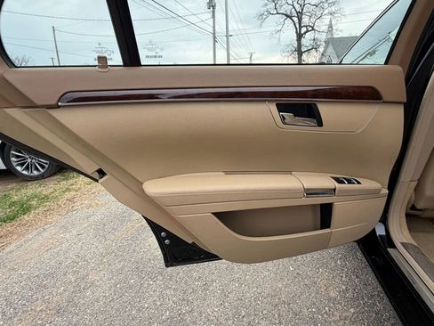 Used 2012 Mercedes-Benz S 550 image 15