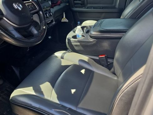 Used 2021 RAM 2500 Tradesman w/ Chrome Appearance Group AWD/4WD image 10