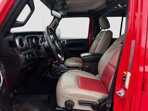 Used 2023 Jeep Wrangler Unlimited Rubicon 4xe AWD/4WD image 9