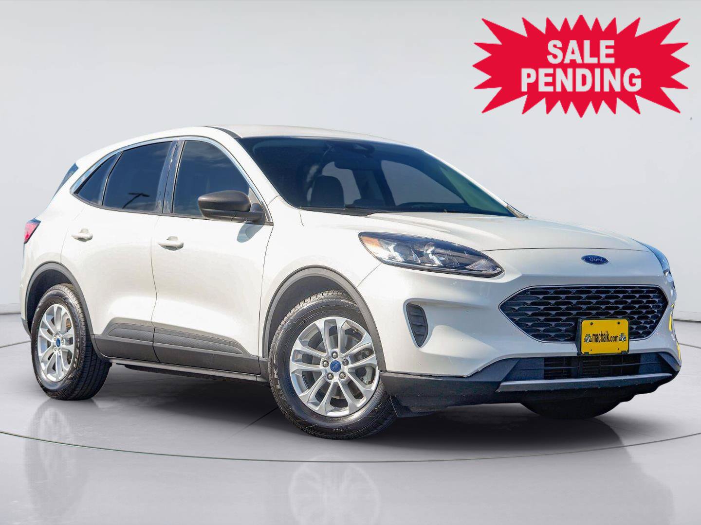 Used 2022 Ford Escape SE FWD image 1