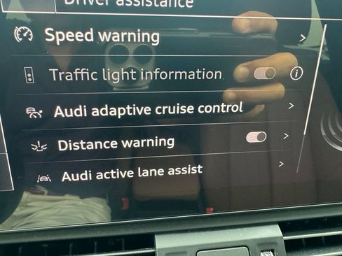 Used 2023 Audi Q5 2.0T Premium w/ Convenience Package AWD/4WD image 45