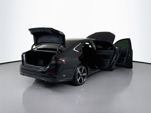 Used 2025 Honda Accord Sport image 24