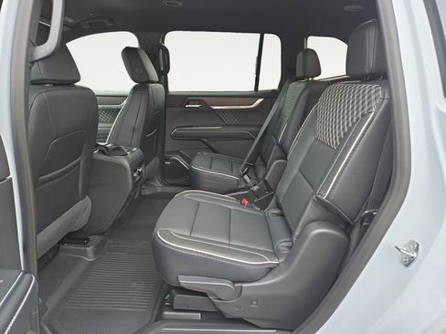 New 2026 GMC Acadia Denali w/ Super Cruise Package image 10