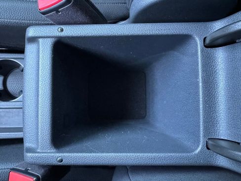 Used 2017 Volkswagen Tiguan S AWD/4WD image 20