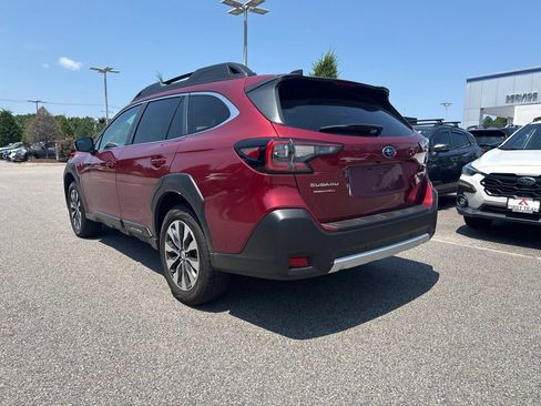 Used 2024 Subaru Outback Limited AWD/4WD image 3