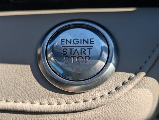 New 2026 Lincoln Nautilus Premier AWD/4WD image 27