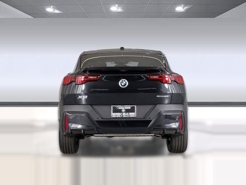 New 2026 BMW X2 xDrive28i w/ Convenience Package AWD/4WD image 10