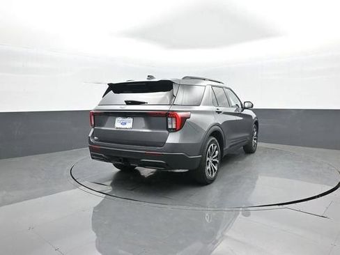 New 2026 Ford Explorer ST-Line RWD image 7