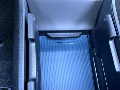 New 2026 Volvo EX30 Cross Country Ultra w/ Protection Package Premier image 23