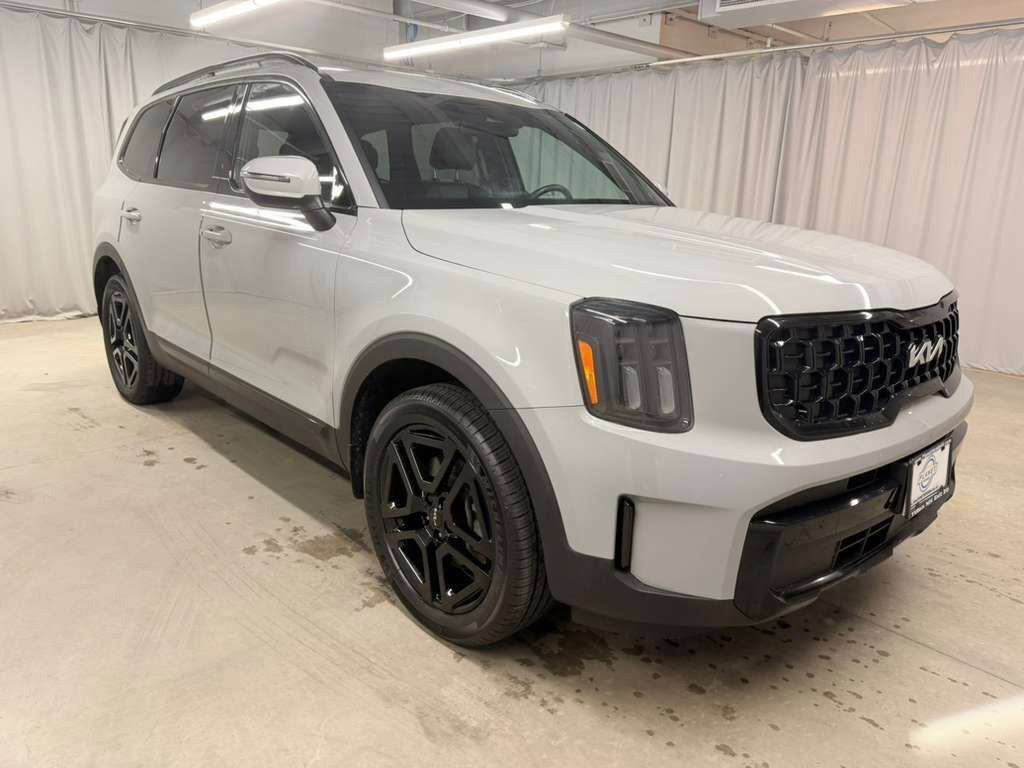 Used 2024 Kia Telluride EX X-Line AWD/4WD image 2
