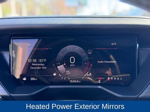 Used 2024 GMC Acadia Elevation image 16