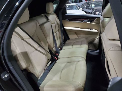 Used 2017 Cadillac XT5 Premium Luxury image 20