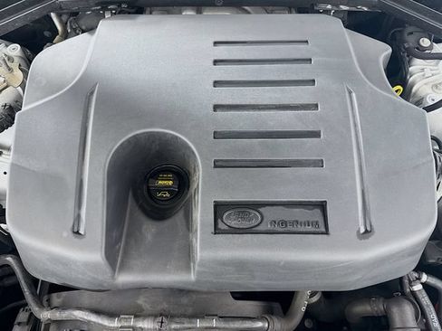 Used 2022 Land Rover Defender 110 X-Dynamic HSE AWD/4WD image 32