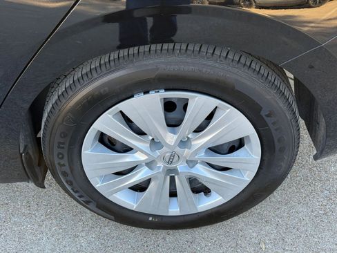 Used 2025 Nissan Sentra S image 30