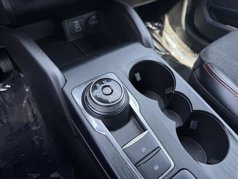 Used 2025 Ford Escape ST-Line FWD image 16