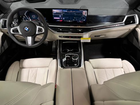New 2026 BMW X7 xDrive40i image 15