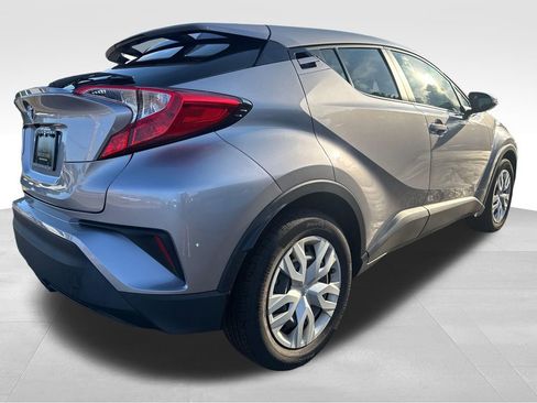 Used 2020 Toyota C-HR LE FWD image 5