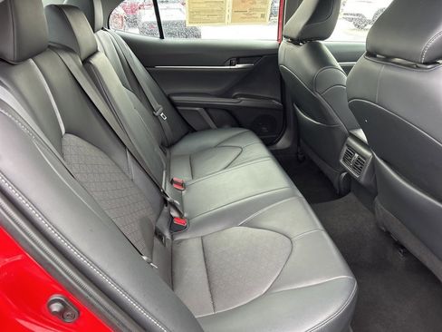 Used 2023 Toyota Camry XSE image 18