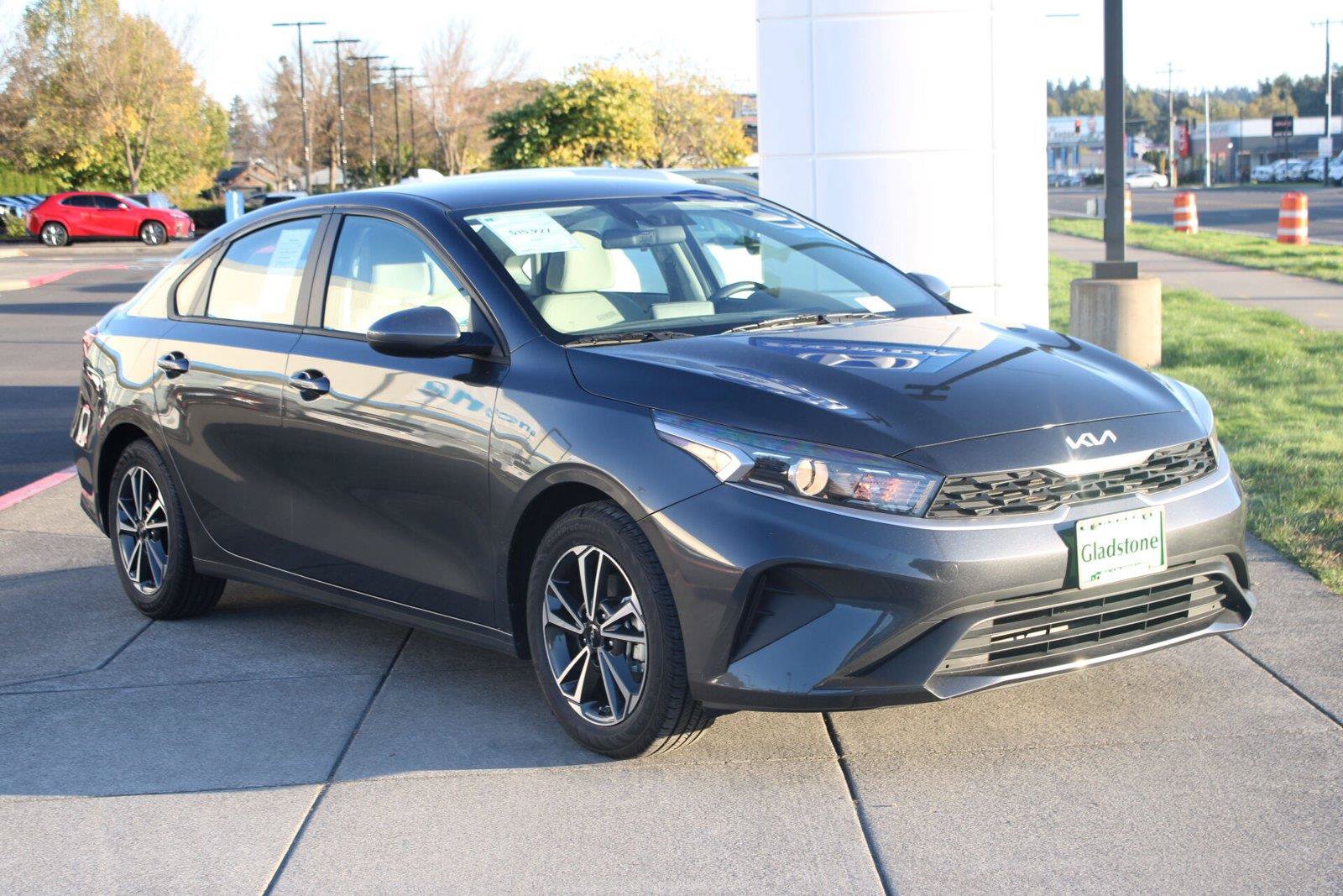 Used 2023 Kia Forte LXS FWD image 7