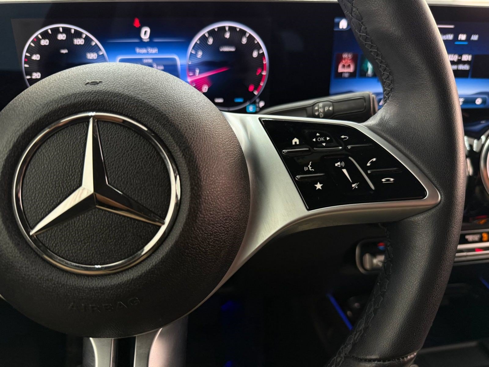 Certified 2024 Mercedes-Benz GLB 250 image 14