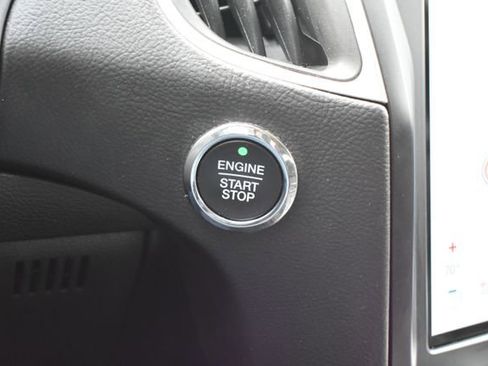 Used 2024 Ford Edge SEL w/ Convenience Package AWD/4WD image 24