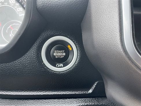 Used 2019 RAM 1500 Big Horn image 29