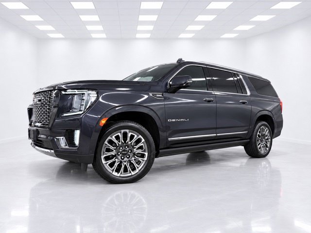 Used 2024 GMC Yukon XL Denali Ultimate AWD/4WD image 5