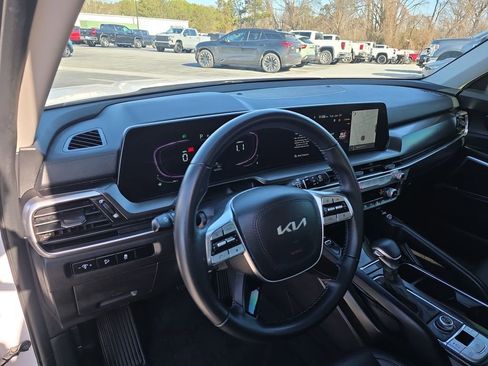 Used 2024 Kia Telluride S w/ S Sunroof Package AWD/4WD image 10