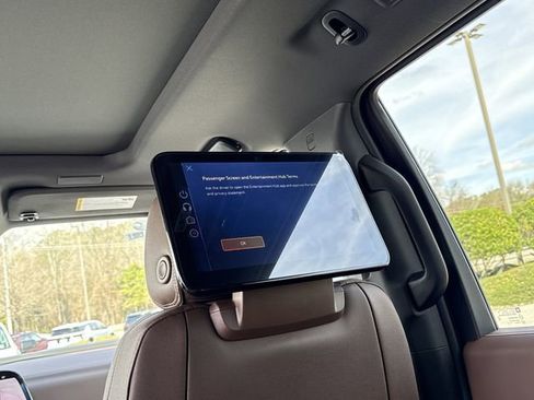 New 2026 Chevrolet Tahoe High Country image 19