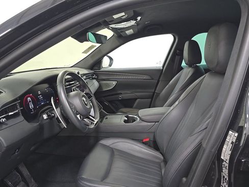 Used 2023 Maserati Grecale GT AWD/4WD image 5