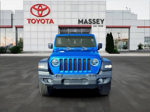 Used 2021 Jeep Wrangler Sport AWD/4WD image 8