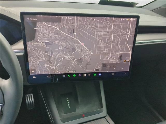 Used 2023 Tesla Model X AWD/4WD image 12