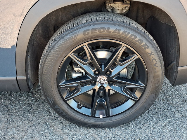 Certified 2024 Toyota Grand Highlander AWD image 5