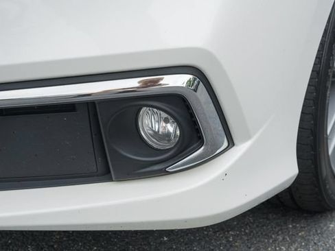 Used 2019 Honda Civic EX-L image 12