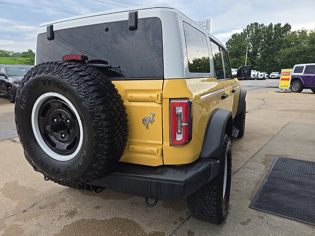 Used 2023 Ford Bronco Heritage Edition AWD/4WD image 11