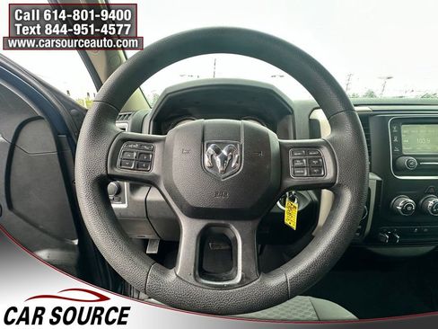Used 2020 RAM 1500 Classic SLT AWD/4WD image 15