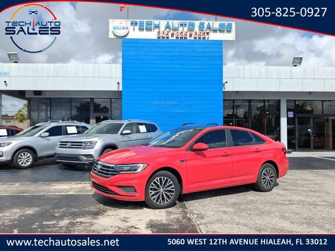 Used 2019 Volkswagen Jetta SEL w/ Cold Weather Package FWD image 1