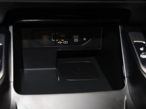 Used 2025 Kia Sorento EX image 31