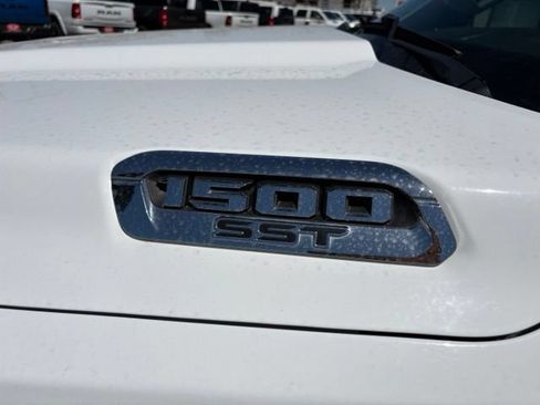 Used 2025 RAM 1500 Big Horn AWD/4WD image 10