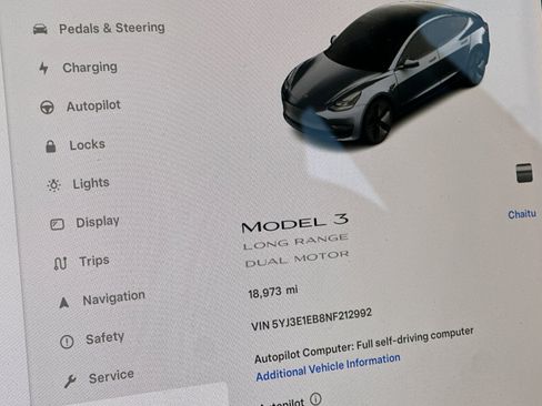 Used 2022 Tesla Model 3 Long Range image 25