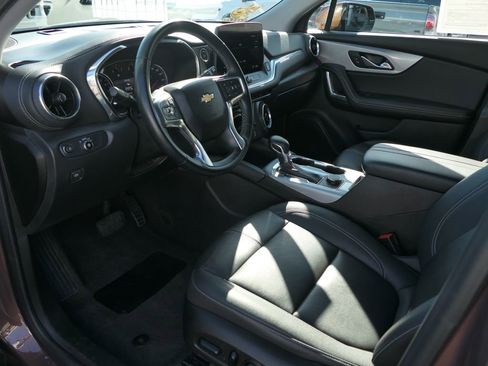Used 2023 Chevrolet Blazer LT image 9