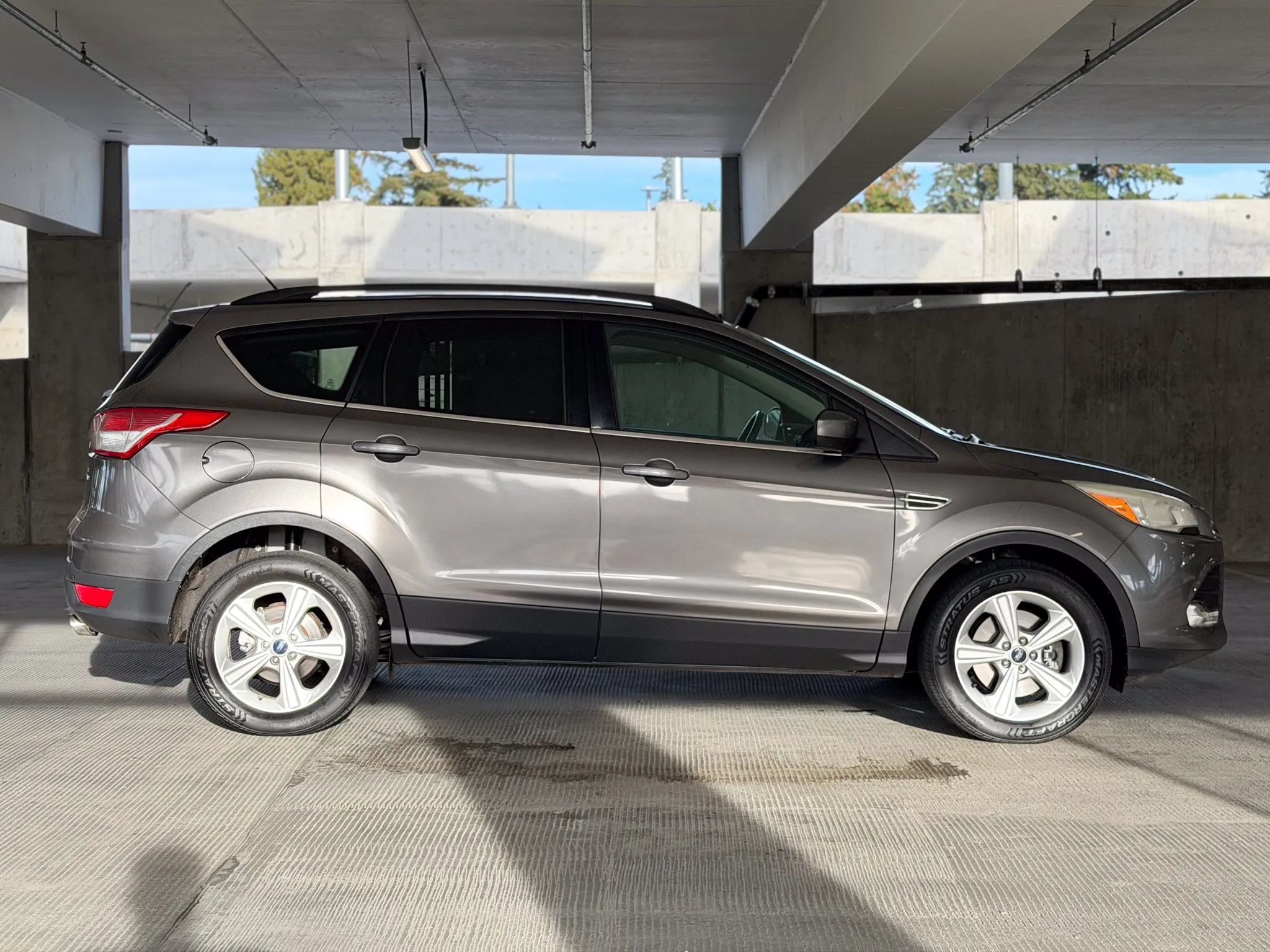 Used 2014 Ford Escape SE w/ Equipment Group 201A AWD/4WD image 4