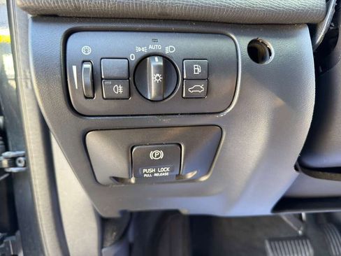 Used 2013 Volvo XC60 3.2 image 16