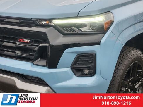 Used 2025 Chevrolet Colorado Z71 w/ Z71 Convenience Package 2 image 11