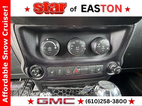 Used 2014 Jeep Wrangler Unlimited Altitude image 27