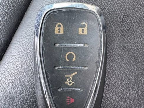 Used 2020 Chevrolet Traverse LT w/ LPO, Floor Liner Package AWD/4WD image 49