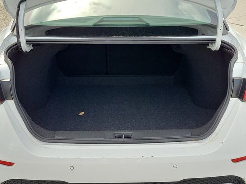 Used 2025 Nissan Sentra S FWD image 11