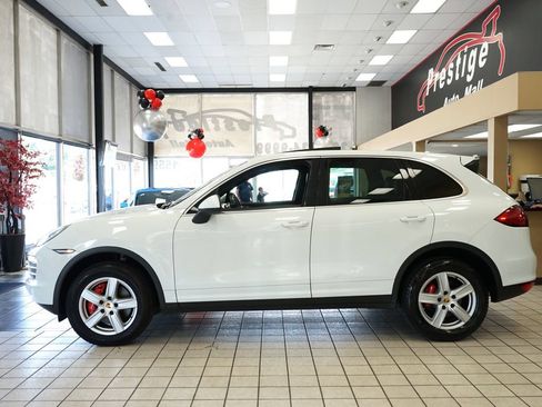 Used 2014 Porsche Cayenne S AWD/4WD image 3