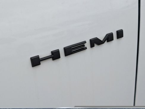 New 2024 Dodge Durango R/T image 12