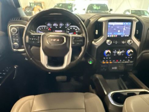 Used 2019 GMC Sierra 1500 SLT w/ SLT Premium Plus Package AWD/4WD image 16